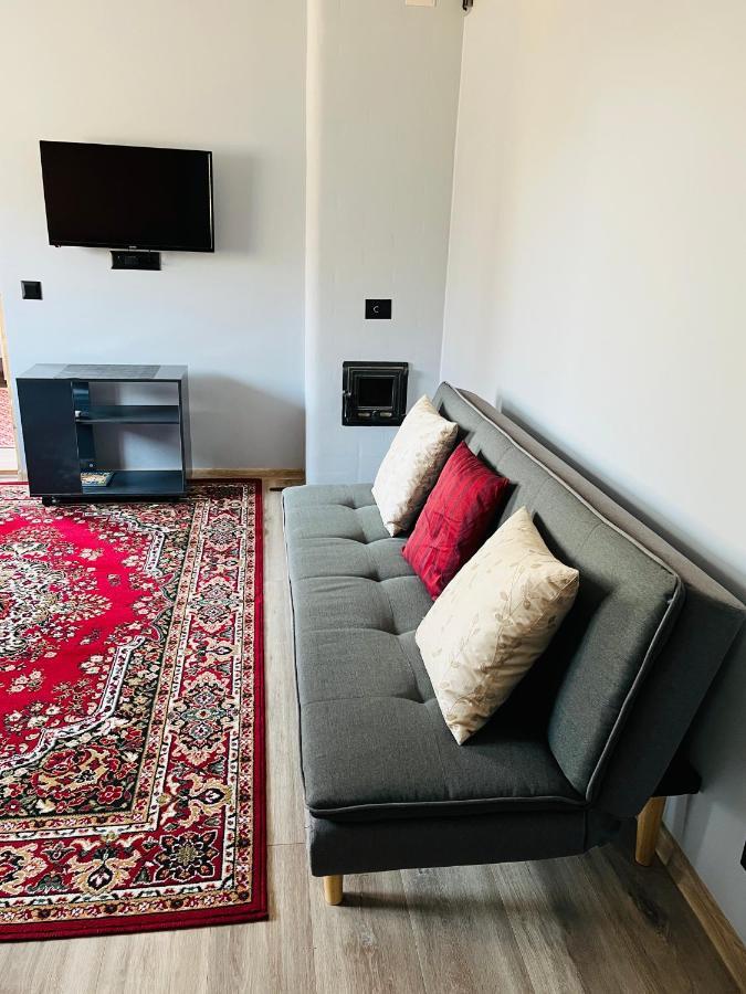 Maria Apartment Roomassaare クレサーレ エクステリア 写真